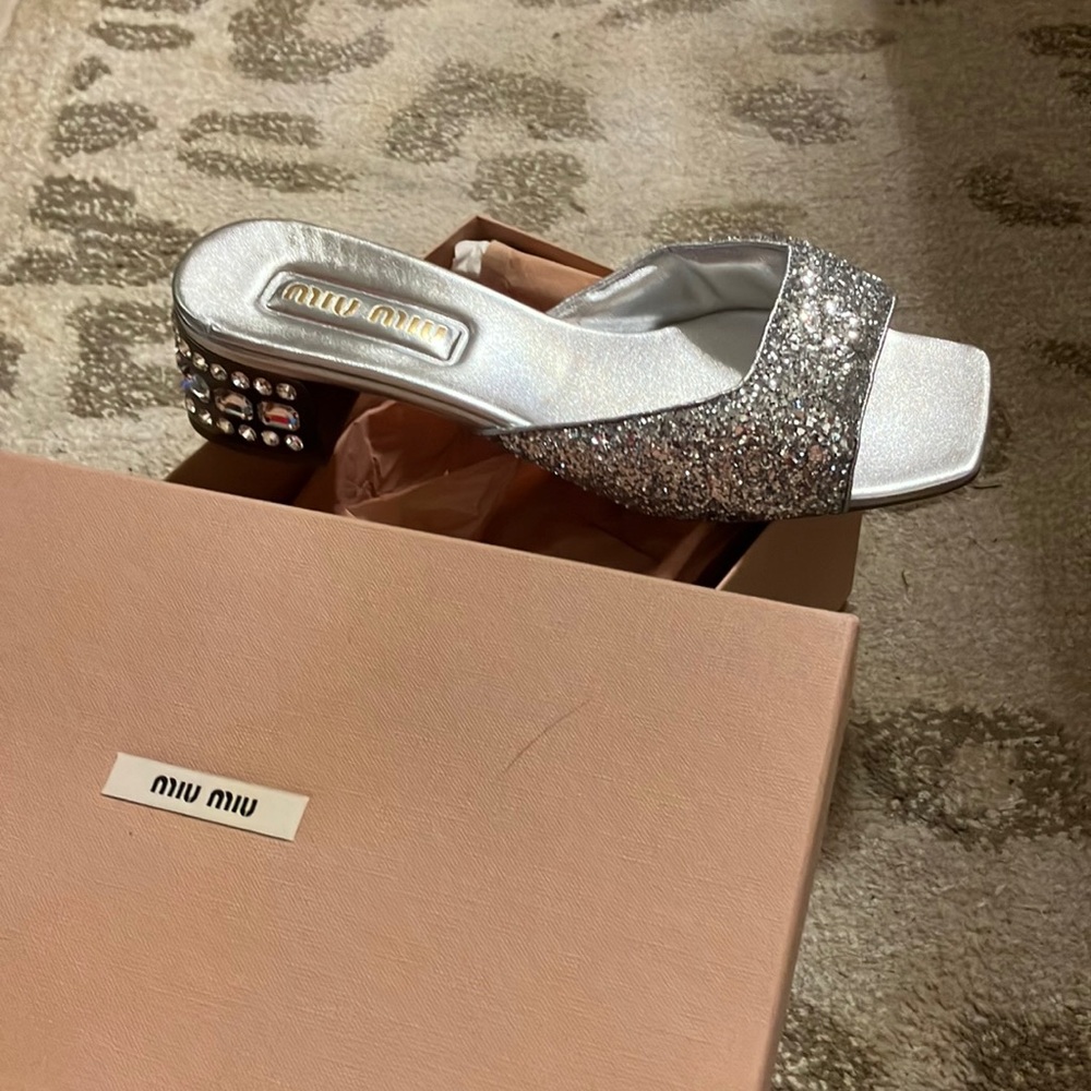 Mui Mui sandal NWT 40
